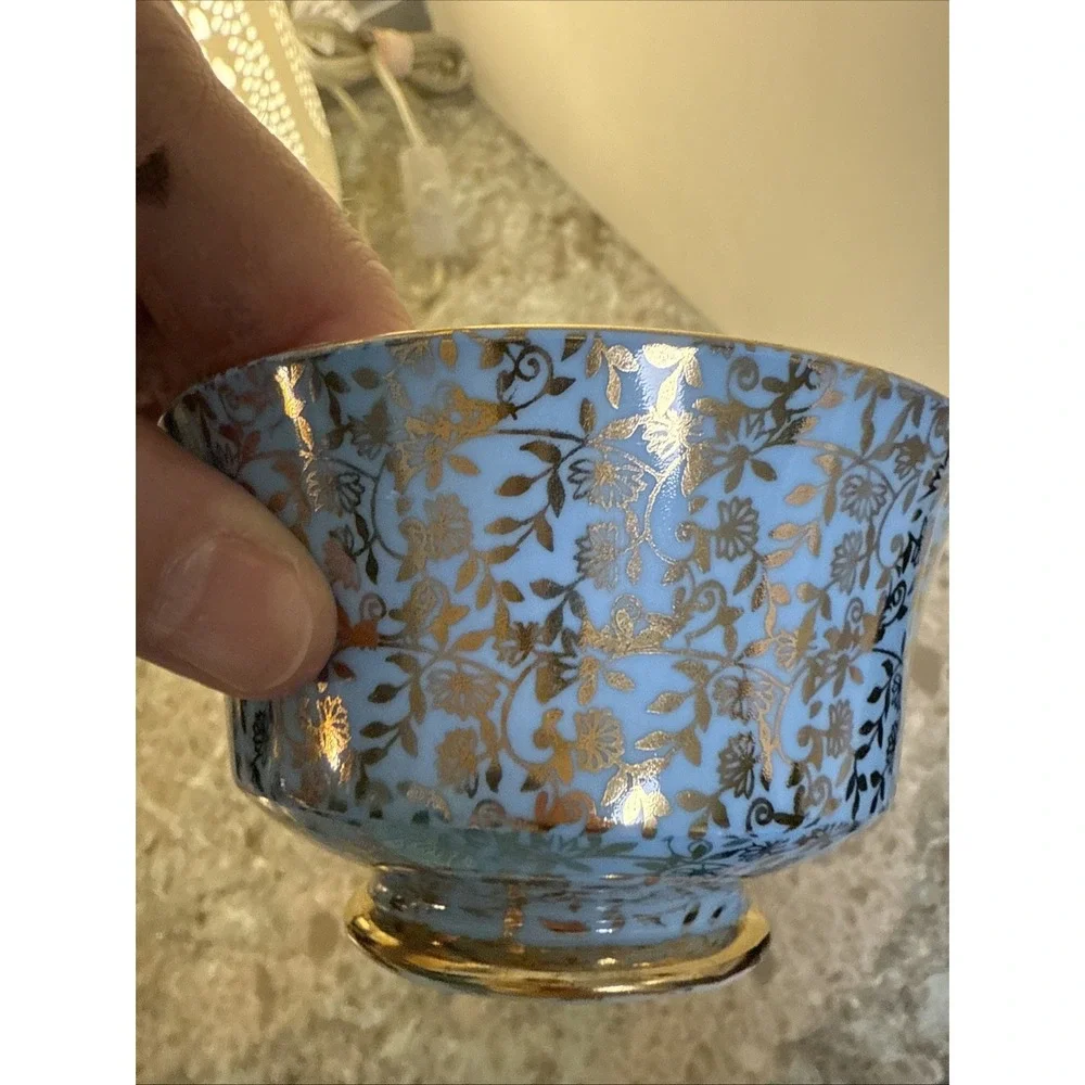 George Jones & Sons JON158 England Sugar‎ & Creamer Gold Floral Lace Footed RARE